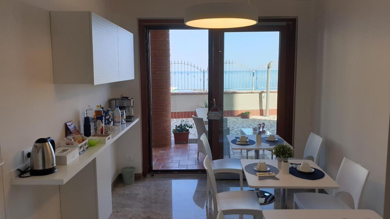 Bed and Breakfast Tramonto Sul Mare Термоли Экстерьер фото